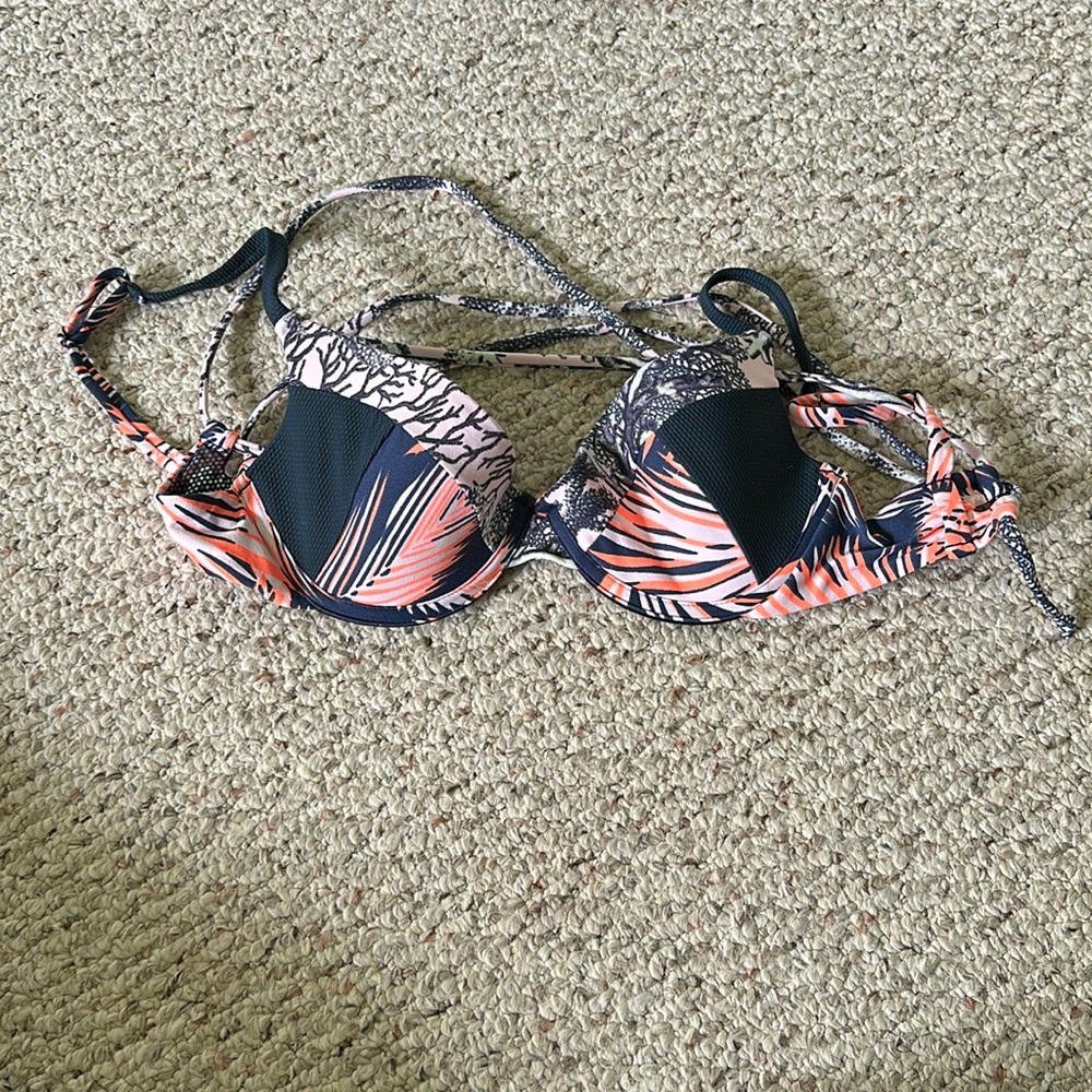 SEASHELLS NIGHT BIKINI TOP BY MAAJI